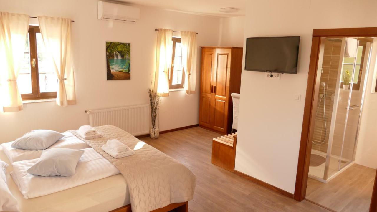 B&B Plitvice Lakes Villa Mija Plitvica selo Ngoại thất bức ảnh